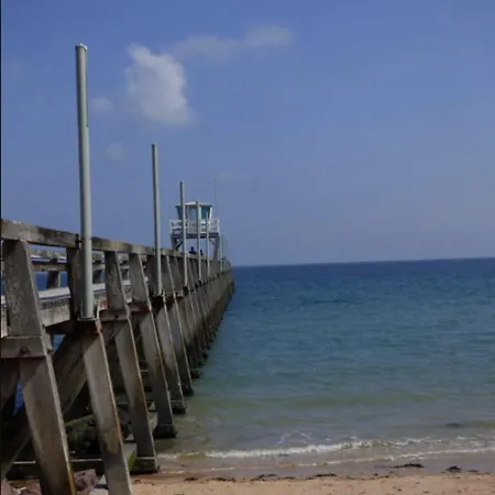 Beautiful Flat Close To The Sea Apartment *
