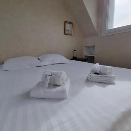 Beautiful Flat Close To The Sea Apartment *